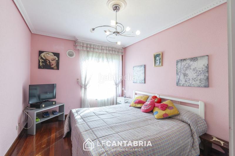 Foto 187a97f0-3c1c-476b-8c83-390a99de6ce6. Xalet amb calefacció aparcament a Maoño - Azoños Santa Cruz de Bezana