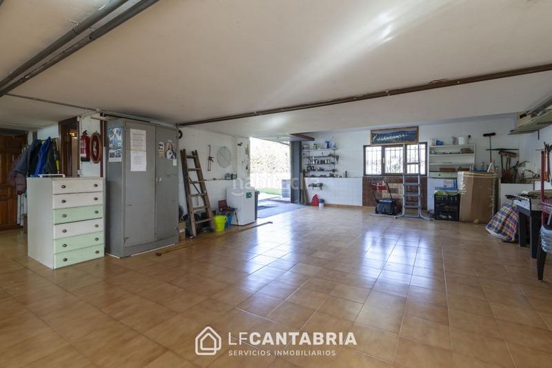 Foto 41ab7932-acaa-464a-b653-9a5f40c8d016. Xalet amb calefacció aparcament a Maoño - Azoños Santa Cruz de Bezana