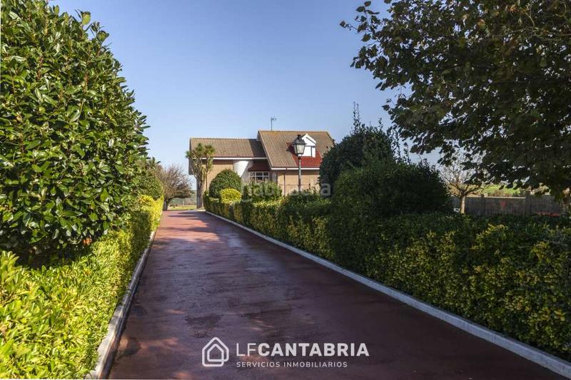 Foto 881c6077-9af2-41ec-b743-0f0a4f32823f. Xalet amb calefacció aparcament a Maoño - Azoños Santa Cruz de Bezana
