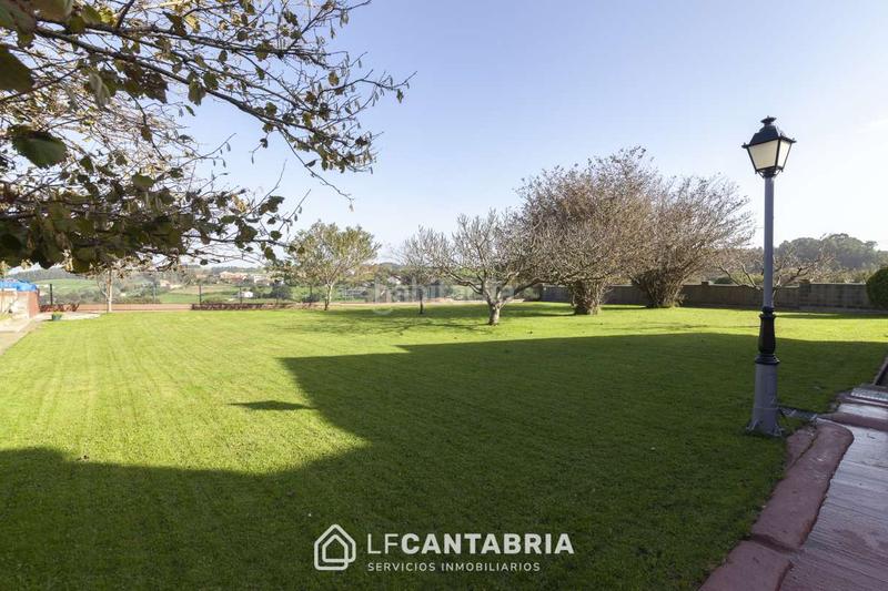 Foto 998c7a74-ec51-4fe1-8d86-1b552407c4c0. Xalet amb calefacció aparcament a Maoño - Azoños Santa Cruz de Bezana