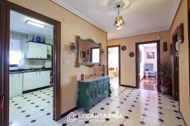 Foto f0971280-e213-419d-a619-ba8ffd9f0c80. Xalet amb calefacció aparcament a Maoño - Azoños Santa Cruz de Bezana