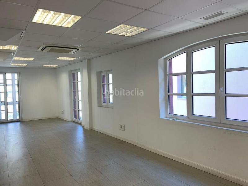 Foto acf0113f-fd78-4087-87c0-f24185fb26a5. Oficina a Centro - Ayuntamiento Santander