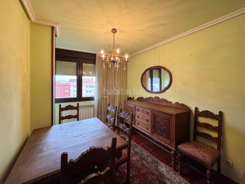 Foto a2bcfe94-b9f9-40fb-869f-a764a9d3e381. Location appartement avec chauffage dans Cuatro Caminos Santander