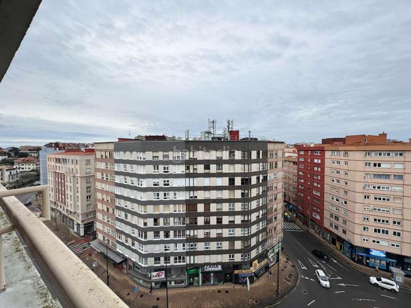 Foto b7a08be6-b0dd-4735-9650-28cabc714561. Rent flat with heating in Cuatro Caminos Santander