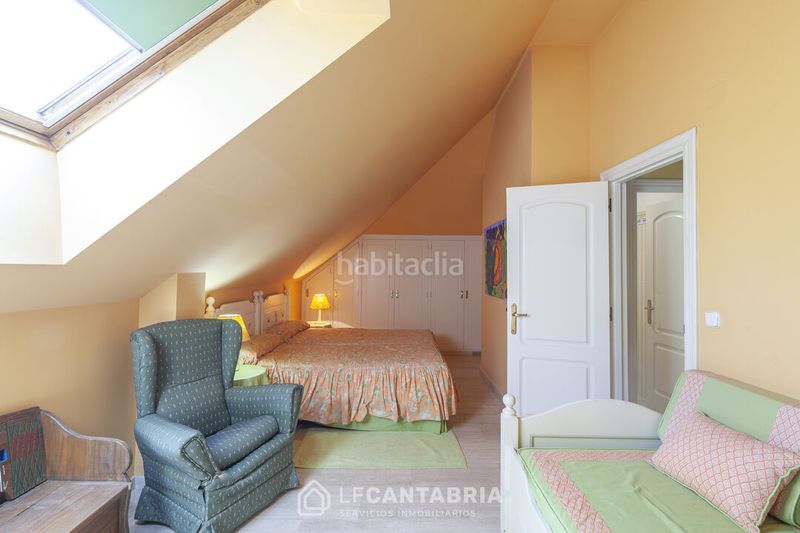 Foto d6424fee-f513-4747-872c-8dcfce630800. Casa amb calefacció aparcament piscina a Marina de Cudeyo