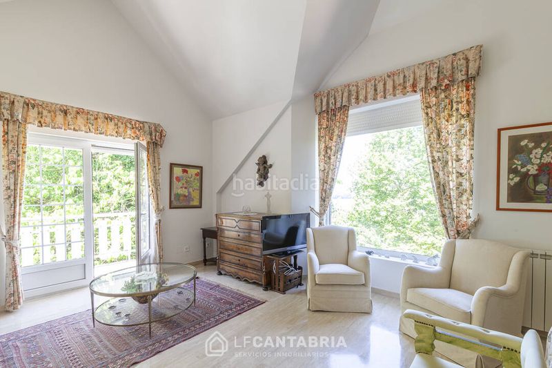 Foto de253179-665d-4156-8a47-6954fe8a6531. Casa amb calefacció aparcament piscina a Marina de Cudeyo