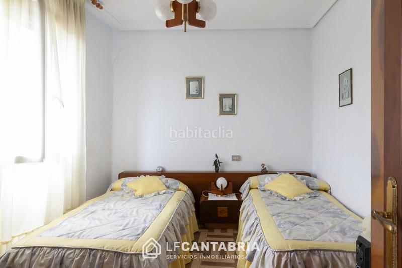 Foto 9b80e3c8-b230-459e-9152-8ef3e8210a61. Maison avec chauffage dans Revilla Camargo