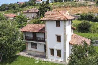 Chalet  Barrio sierra. Casa montañesa a estrenar en ruiloba  barrio sierra
