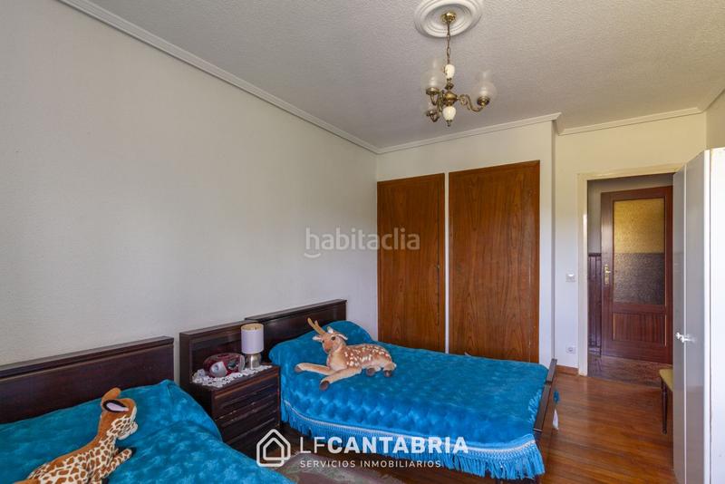 Foto 29d37a63-60dc-4617-94cc-6f97a7a4f2f4. House with heating parking in Ribamontán al Monte