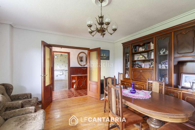 Foto 47957899-3c21-4608-ae86-76279bdfcdc7. House with heating parking in Ribamontán al Monte