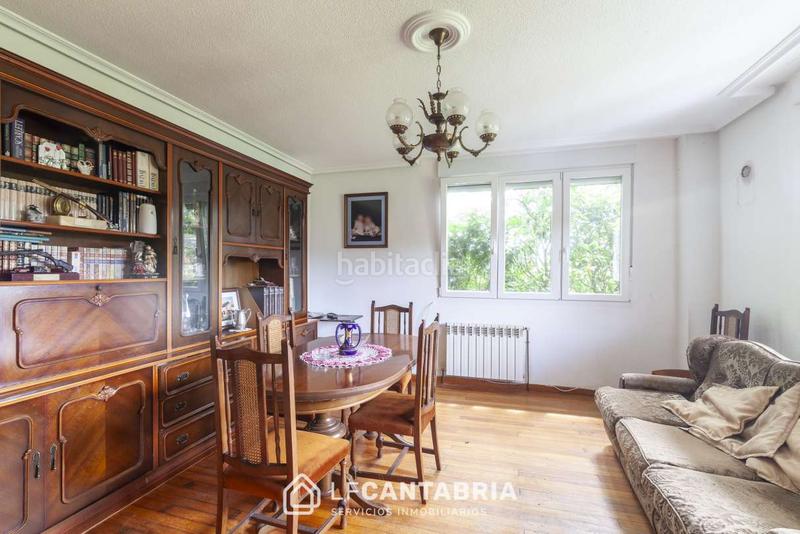 Foto 781d983d-0a02-4638-92dd-5c3c554599e6. House with heating parking in Ribamontán al Monte