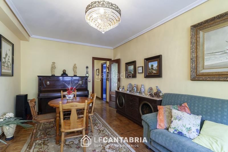 Foto 5069d040-0dde-47ca-8863-ee3703a1556e. Pis amb calefacció a Inmobiliaria - Barreda Torrelavega