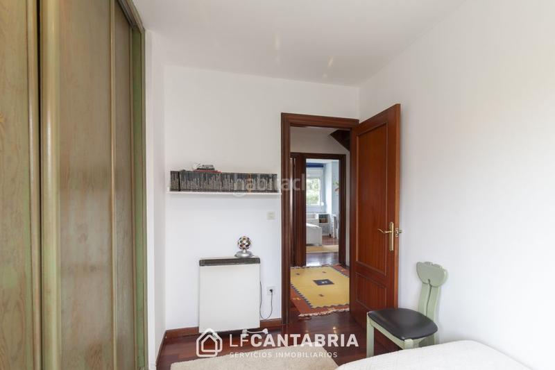 Foto 4544837b-bc01-4c45-bd2b-c75ae196b754. Casa con riscaldamento parcheggio in Mortera Piélagos