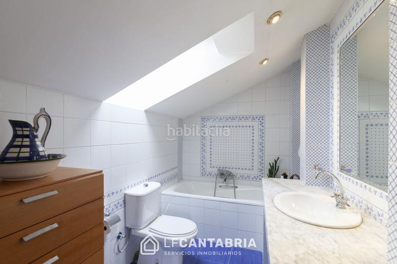 Foto 4b1ecda2-5980-491a-820f-7cc0fd31ff40. Casa con riscaldamento parcheggio in Mortera Piélagos