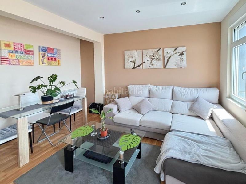 Foto c52215ee-661b-44eb-bd7c-305bc4042ce6. Piso tu nuevo hogar con vistas al mar te espera! en Santander