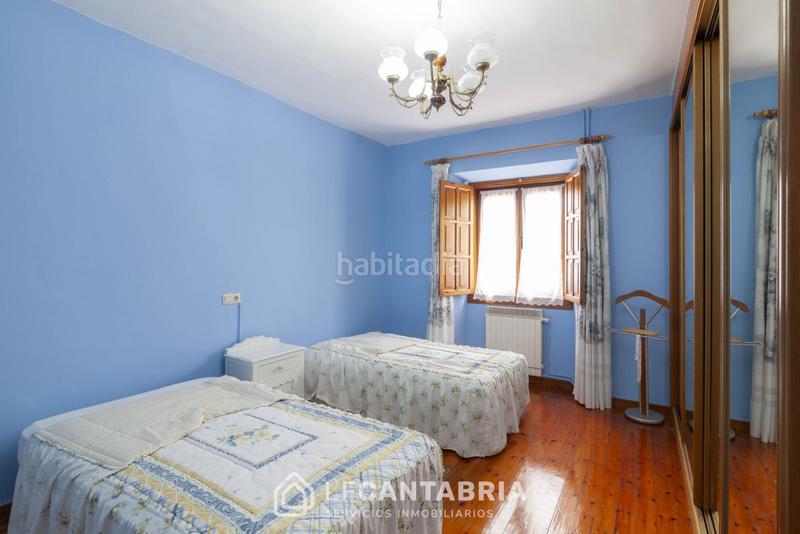 Foto 02a3dbc5-93ed-40c6-81b5-1faa2c1266fd. Casa amb calefacció aparcament a Ruiloba