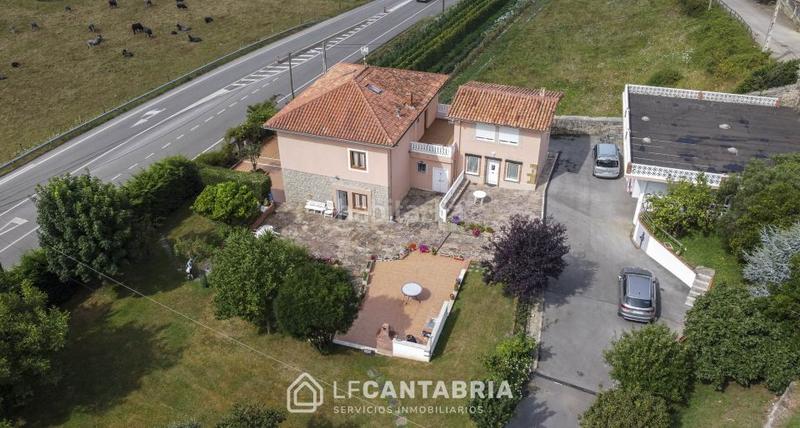 Foto 2ed8dd4a-875b-45bc-b5bb-1c25d7e986d4. Casa amb calefacció aparcament a Ruiloba