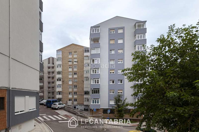 Foto c96baffc-9cba-4d36-b503-4f1ec3426e3e. Pis amb calefacció a Los Castros Santander