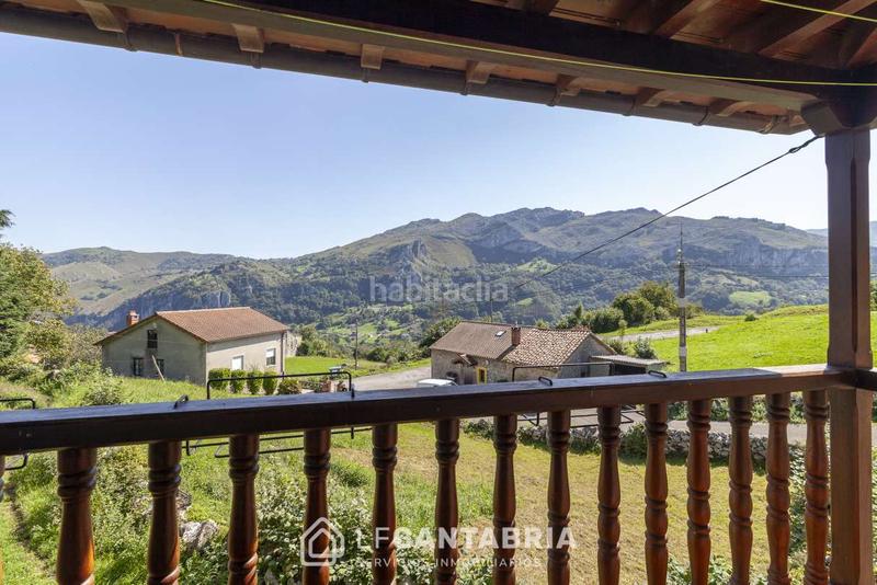 Foto 9e408ff1-7e30-486c-9b7a-06300b3ba9ac. Casa  montañesa en el pueblo en Miera