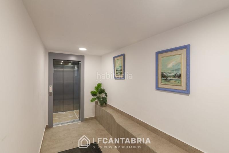 Foto 1024b05d-585d-4e1c-a6f4-f4220add2545. Appartement avec chauffage dans Los Castros Santander