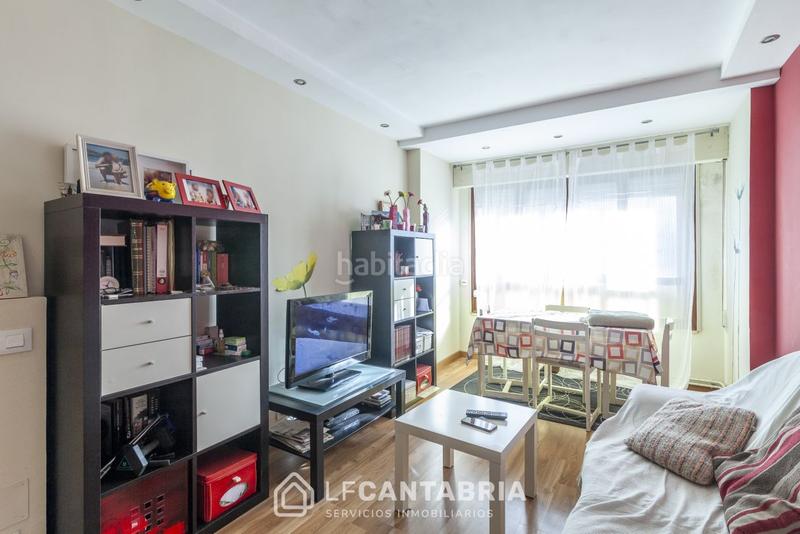 Foto 5157ba52-94c4-4c66-b1c3-a27591fcac03. Appartement avec chauffage dans Los Castros Santander