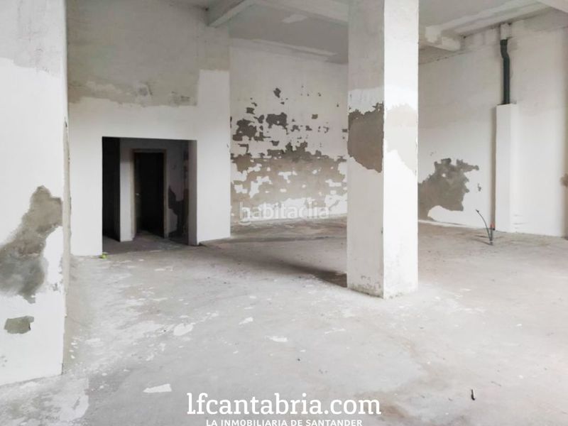 Foto 10fc883e-81b0-4727-8f3b-561f9b93a877. Local comercial a Castilla - Hermida Santander