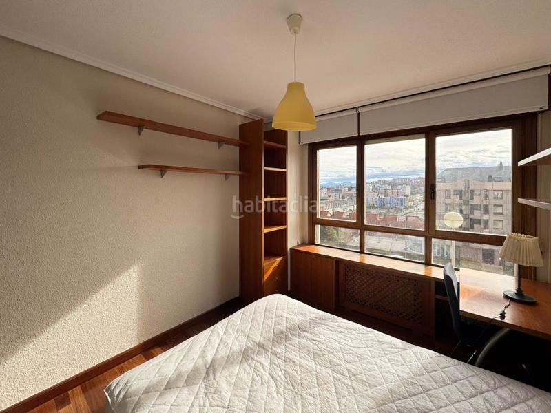 Foto 27b7bd30-de47-4484-93c2-1a4a168690c4. Miete etagenwohnung mit heizung parking pool in Valdenoja Santander