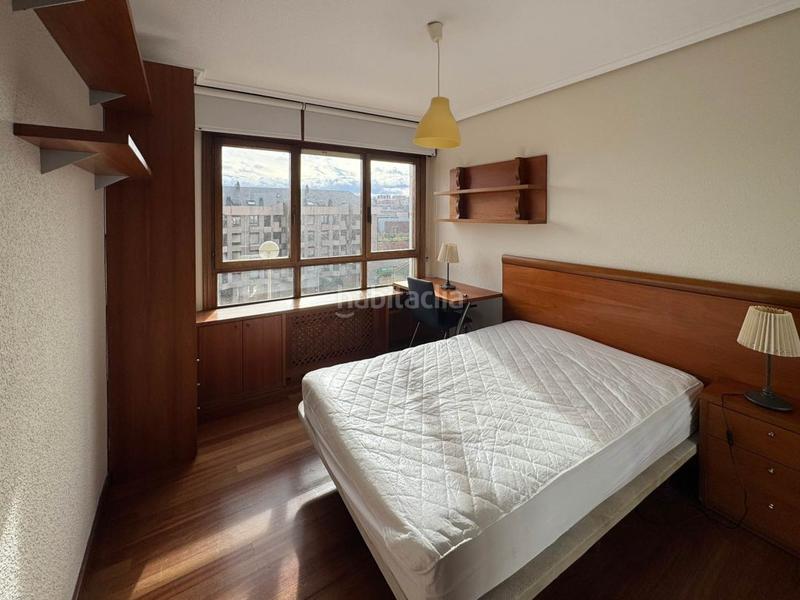 Foto 2d92577f-b347-481d-a4b8-f57d2775fedc. Rent flat with heating parking pool in Valdenoja Santander