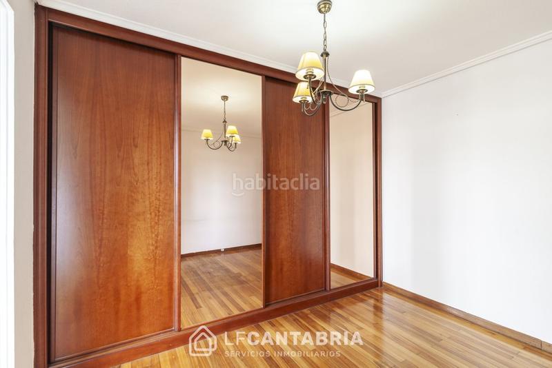 Foto 94244e1f-3702-4dc3-83fc-bde9c7f35109. Piso vivienda con garaje en Alisal - San Román Santander