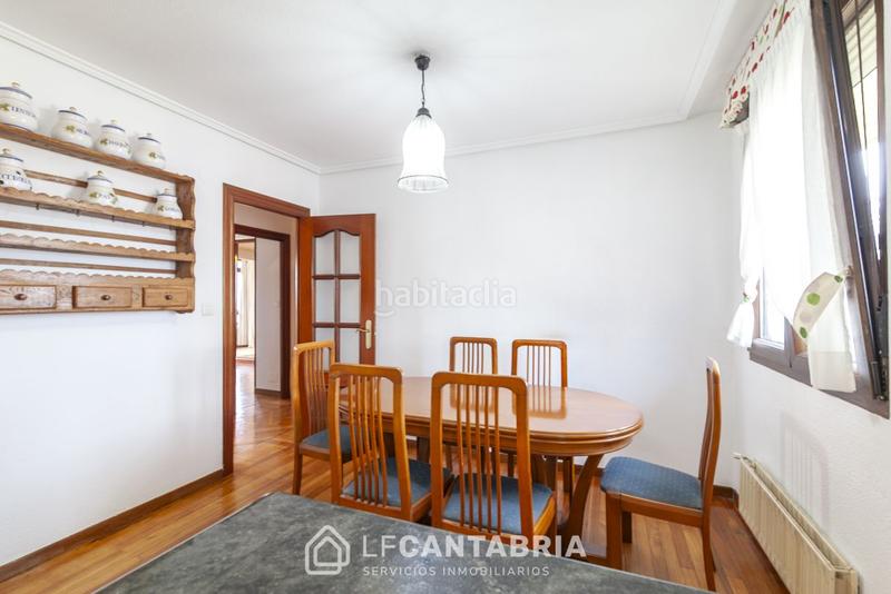 Foto e2629ad4-f07a-4a1e-9410-cf831b19dd29. Piso vivienda con garaje en Alisal - San Román Santander