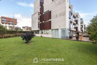 Appartement  Barrio monte la torre. Vivienda exclusiva con jardín