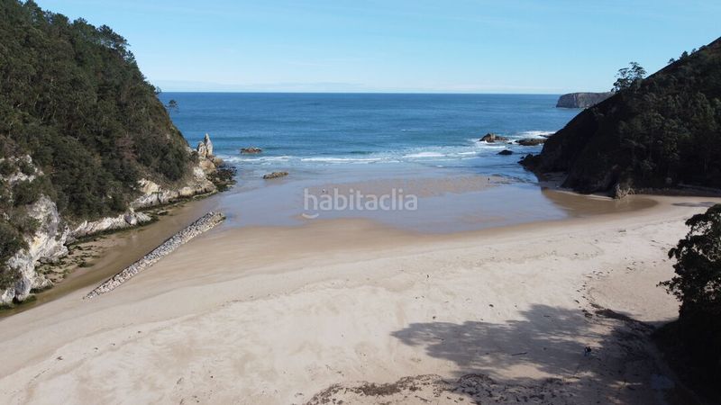 Foto 96aac556-9727-4313-a4d1-3c516c8394fc. Terreny residencial a Ribadedeva