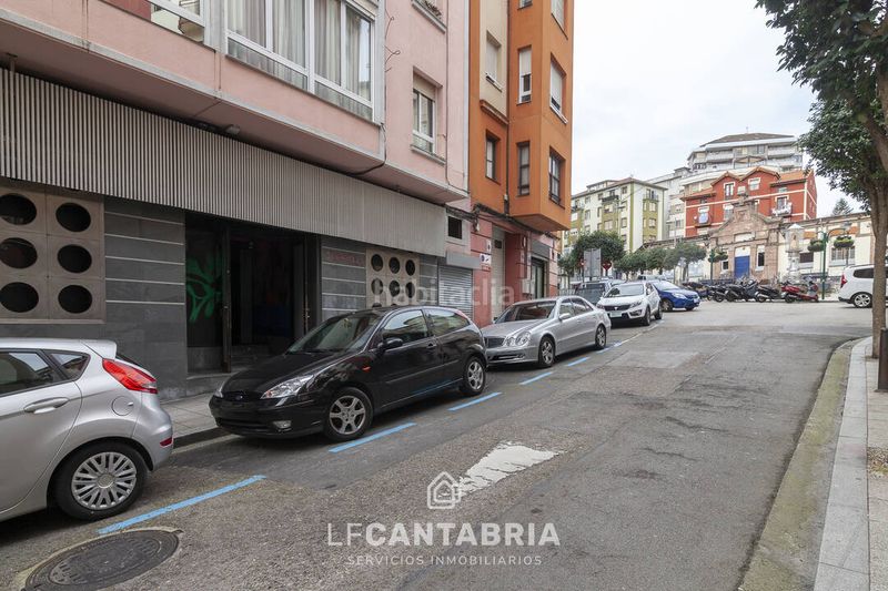 Foto 0b869781-a1c6-4435-abb3-e4bcc05b077c. Local comercial a Numancia - San Fernando Santander