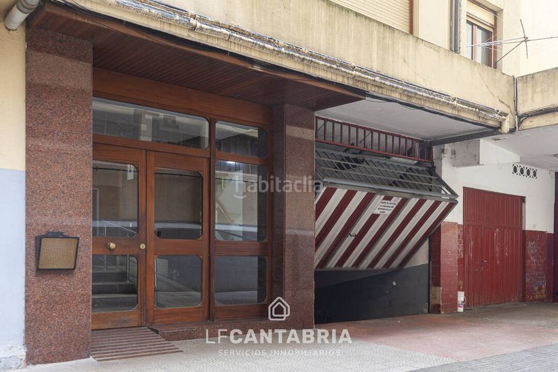 Foto b6018109-e0a5-47a8-aab4-7e4b9694b405. Pis amb calefacció aparcament a Cuatro Caminos Santander
