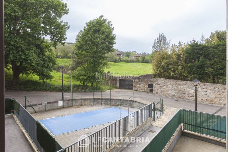 Foto f2f6612a-62bc-48c2-9074-6e96d6bd23d0. Pis amb calefacció aparcament piscina a Liérganes