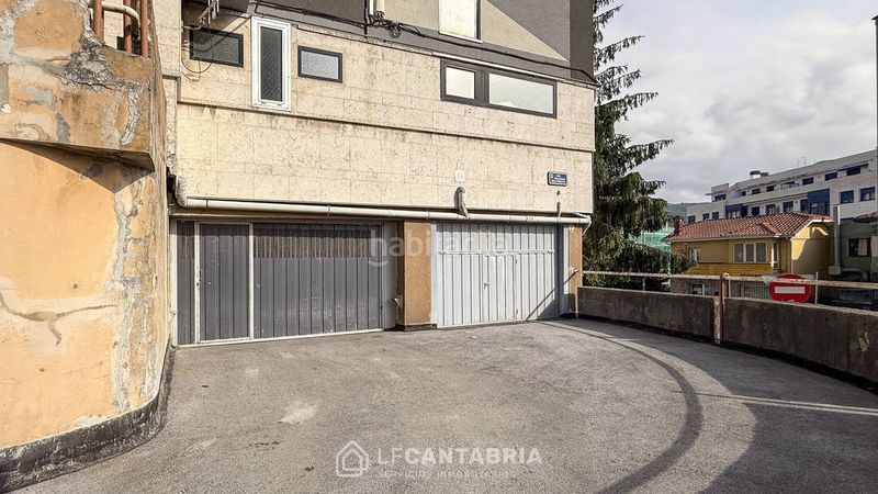 Foto 5b645638-91f0-4384-8e90-7b59a6d20d1d. Aparcament cotxe a Astillero (El)