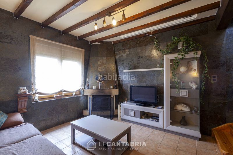 Foto 0f3377fc-c188-417d-8a7d-c948a541f253. Casa amb calefacció a Puente Viesgo