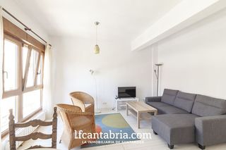 Appartement  Calle peñas redondas. Piso en zona numancia, exterior.