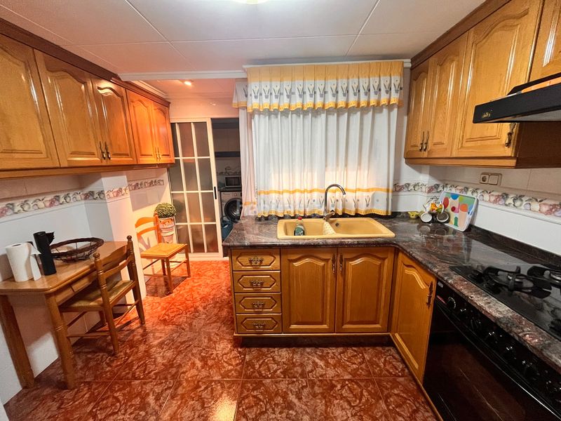 Foto d37c16d8-518a-4bd1-a6f9-a8fa8a98929f. Pis a Centro Ciudad Manises