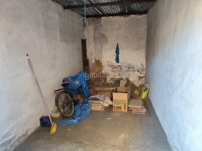 Foto d692f335-657a-41d5-b1be-8ea779280009. Aparcament cotxe a calle cabezo bajo 13 a Zafra