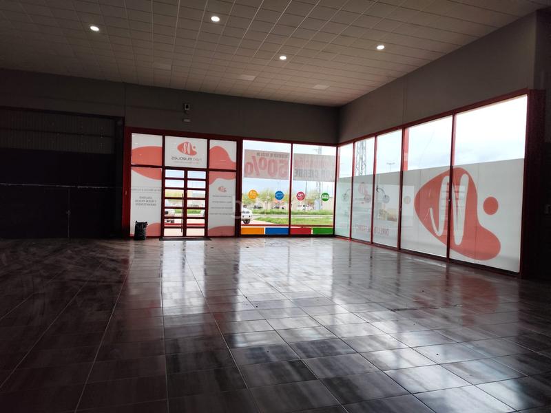 Foto 1bccc80a-5071-4f64-9700-1d90f6de3474. Location bâtiment à usage industriel dans calle poligono los caños 2b 18 dans Zafra