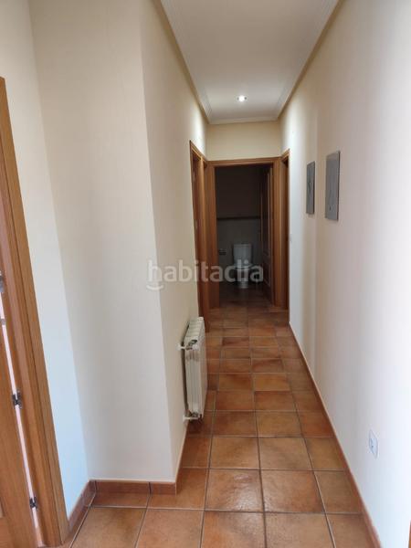 Foto ce2d5e84-6580-4c21-812d-bfbbcf9a1a05. Alquiler piso en calle margarita harrington 11 piso, plaza de garaje, trastero, piscina comunitaria en Zafra
