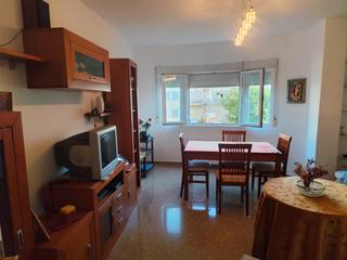 Pis  Avenida de los príncipes 7. Piso reformado, 3 dormitorios, salon, gran cocina amueblada, 2 b
