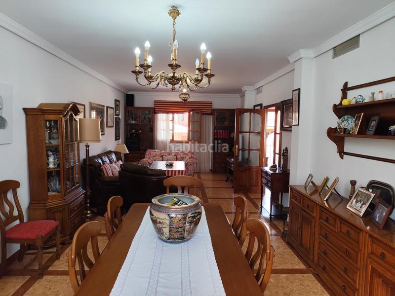 Foto 916a645f-4851-4d86-9c09-fa49f44eb369. Casa a schiera in calle estremoz 38 in Zafra