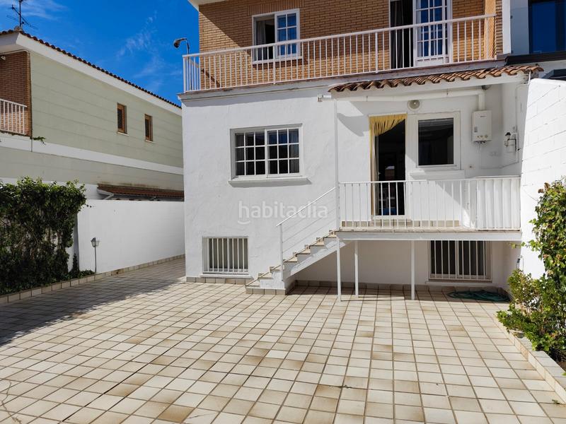 Foto dd282357-d51f-47ab-b2b6-40527a31551f. Casa a schiera in calle estremoz 38 in Zafra
