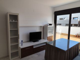 Rent Penthouse in Calle torre san francisco 1a. Atico 1 dormitorio con armario empotrado,  salon, cocina,  lavad