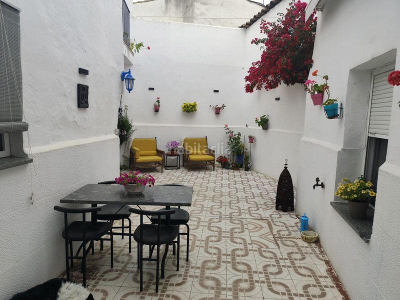 Foto c48e12f0-4fc2-4094-b781-9c3d4fb56af4. Casa a calle mesones 1a a Burguillos del Cerro