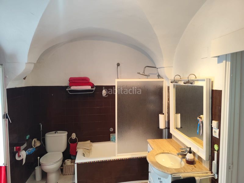 Foto f6d05c85-39c8-49d8-9cbc-e121a5a98271. Casa a calle mesones 1a a Burguillos del Cerro