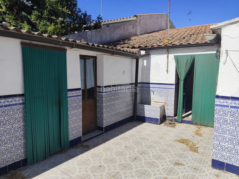 Foto 87eee668-c3bc-440c-87a1-c19c0072501e. Casa a calle toledillo 81 a Medina de las Torres