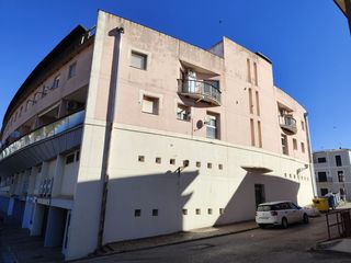 Affitto Piccolo appartamento  Avenida de la estación 24. Apartamento amueblado, 2 dormitorios, salon, cocina, baño y tras
